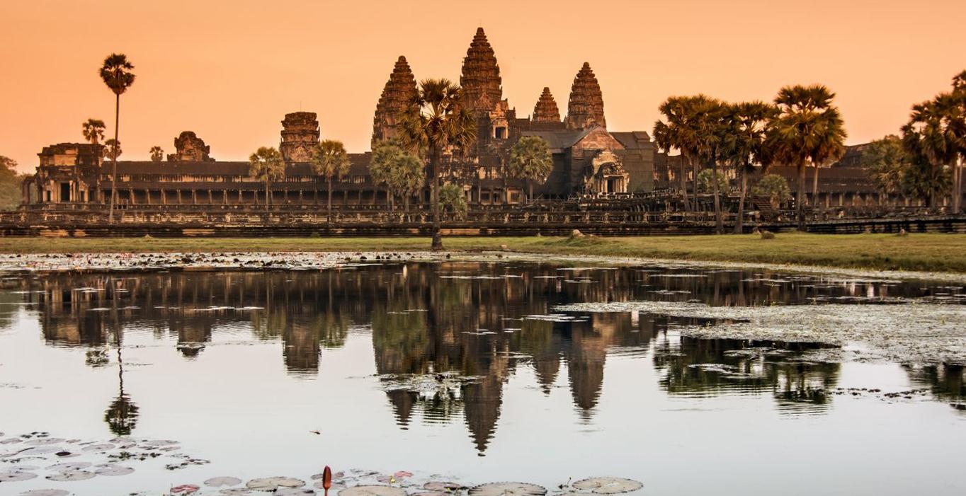 Shadow-Angkor-Tour-Slide-1.jpg